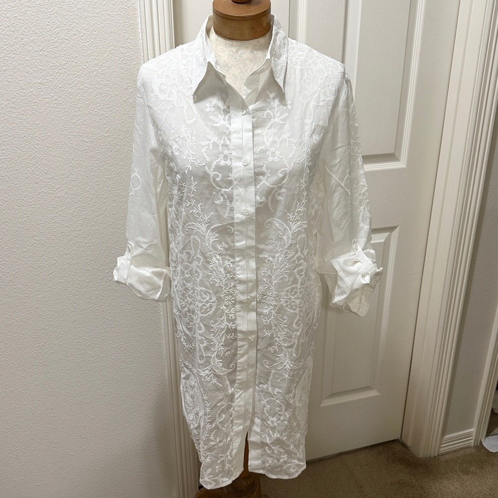 Cake Couture Elegant Semi-Sheer White Embroidered Button Down Tunic Shirt - L